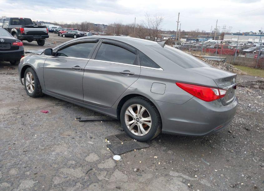 Photo 3 of 2011 Hyundai Sonata GLS (VIN 5NPEB4AC5BH070986)