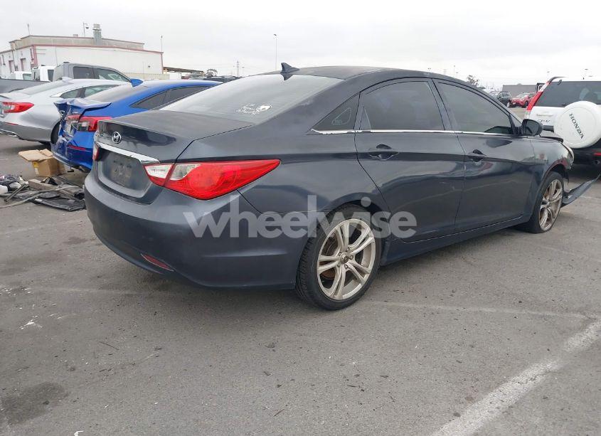 Photo 4 of 2011 Hyundai Sonata GLS (VIN 5NPEB4AC5BH097332)