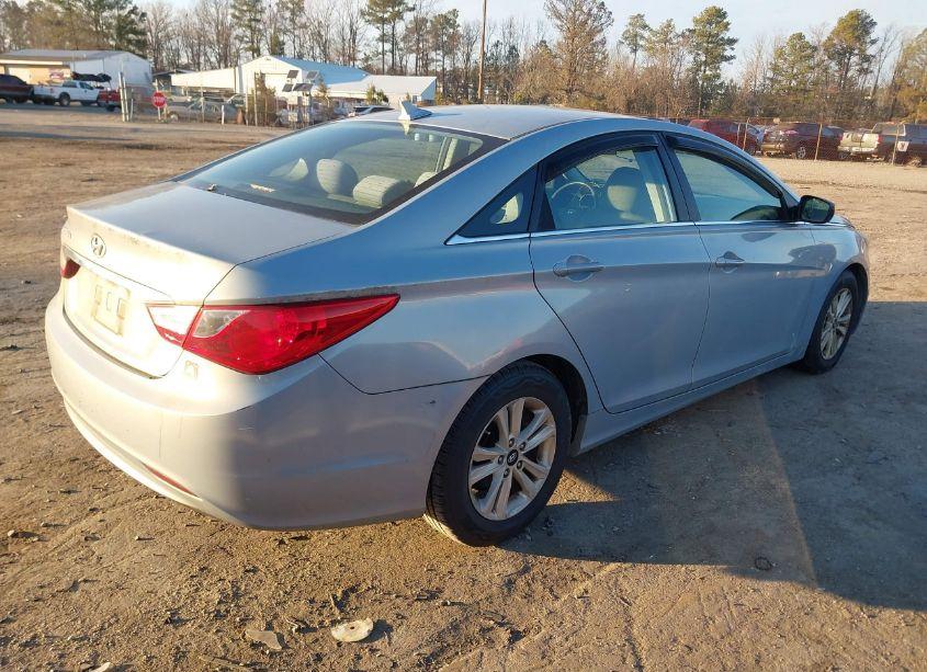 Photo 4 of 2011 Hyundai Sonata GLS (VIN 5NPEB4AC5BH113626)