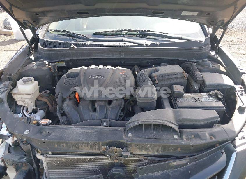 Photo 10 of 2011 Hyundai Sonata GLS (VIN 5NPEB4AC5BH129387)