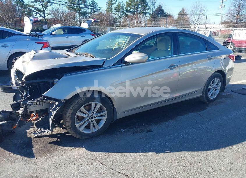 Photo 2 of 2011 Hyundai Sonata GLS (VIN 5NPEB4AC5BH176208)