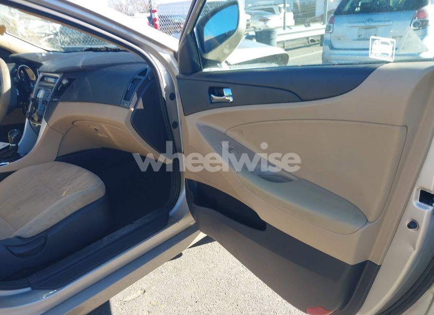 Photo 5 of 2011 Hyundai Sonata GLS (VIN 5NPEB4AC5BH176208)