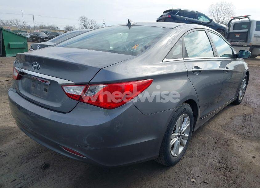 Photo 4 of 2011 Hyundai Sonata GLS (VIN 5NPEB4AC5BH230042)