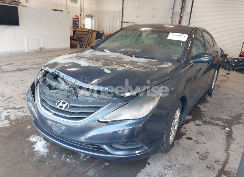 Photo 2 of 2012 Hyundai Sonata GLS (VIN 5NPEB4AC5CH336802)