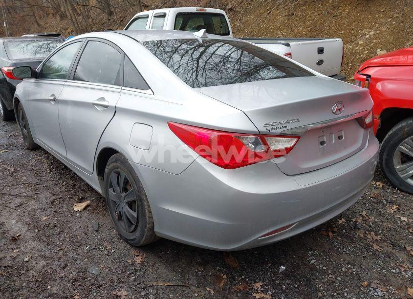 Photo 3 of 2012 Hyundai Sonata GLS (VIN 5NPEB4AC5CH360615)