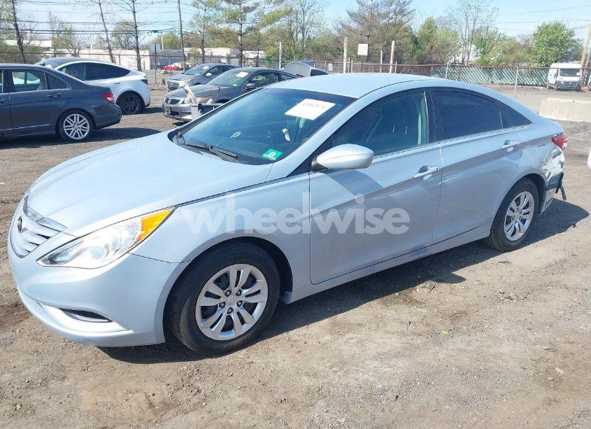 Photo 2 of 2012 Hyundai Sonata GLS (VIN 5NPEB4AC5CH369721)