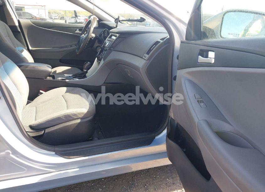 Photo 5 of 2012 Hyundai Sonata GLS (VIN 5NPEB4AC5CH369721)