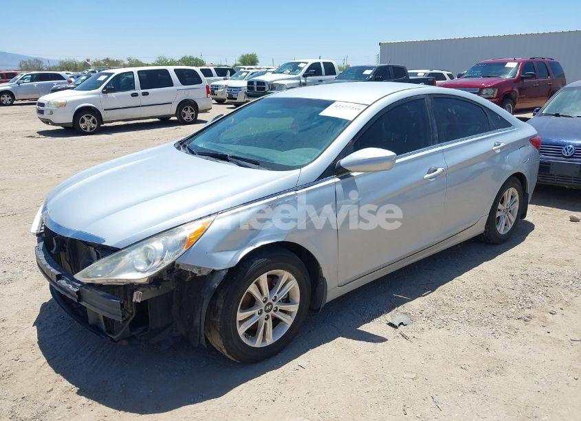 Photo 2 of 2012 Hyundai Sonata GLS (VIN 5NPEB4AC5CH376152)