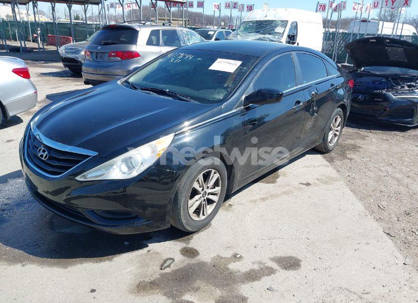 Photo 2 of 2012 Hyundai Sonata GLS (VIN 5NPEB4AC5CH383232)