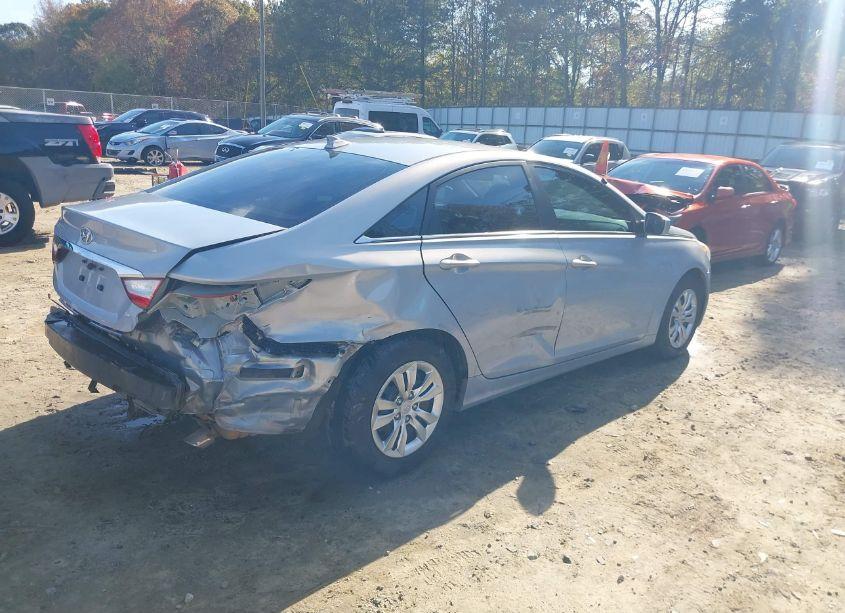 Photo 4 of 2012 Hyundai Sonata GLS (VIN 5NPEB4AC5CH405715)