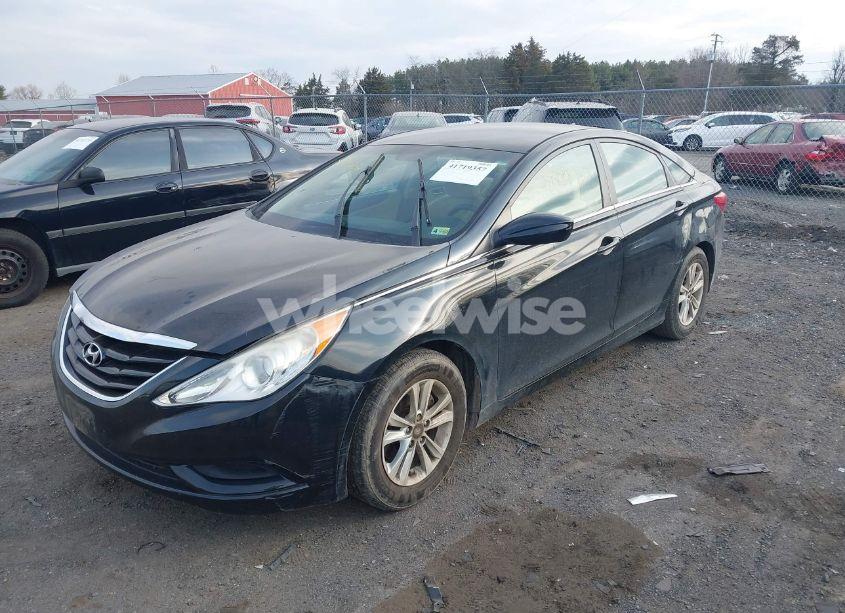 Photo 2 of 2012 Hyundai Sonata GLS (VIN 5NPEB4AC5CH410672)