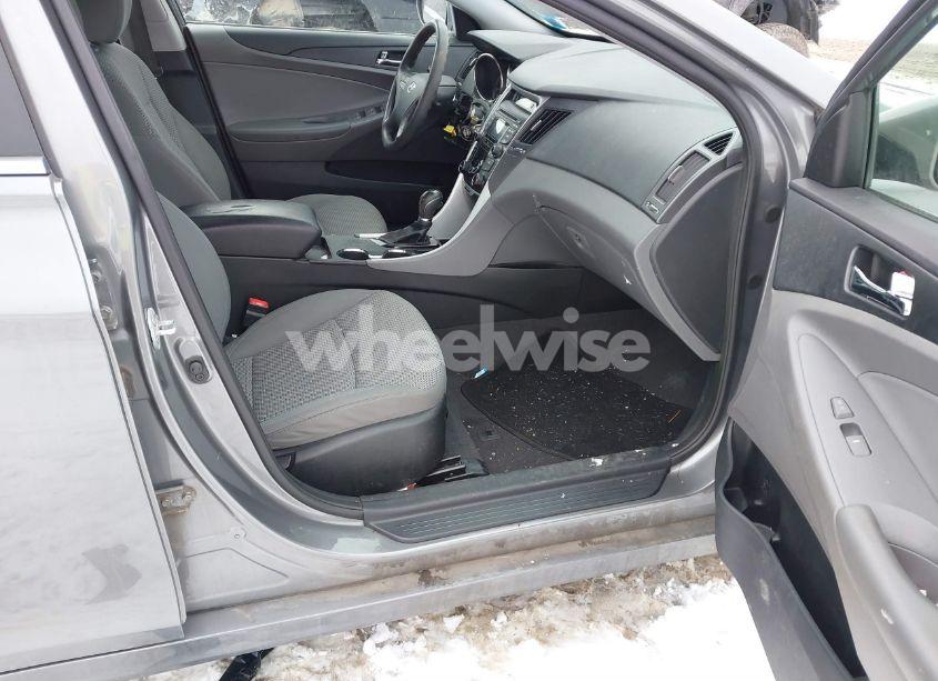 Photo 5 of 2012 Hyundai Sonata GLS (VIN 5NPEB4AC5CH434518)