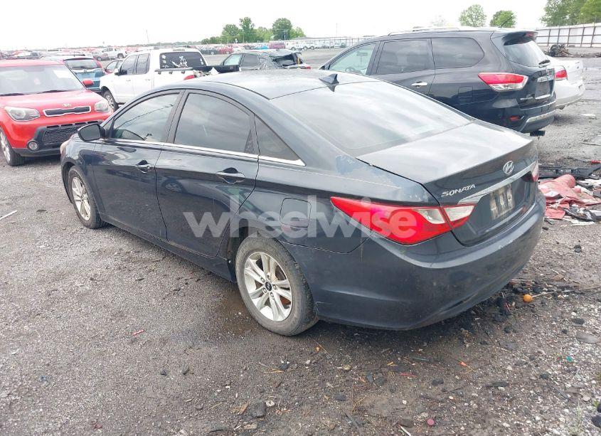 Photo 3 of 2012 Hyundai Sonata GLS (VIN 5NPEB4AC5CH479636)