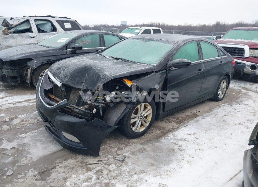 Photo 2 of 2013 Hyundai Sonata GLS (VIN 5NPEB4AC5DH511566)