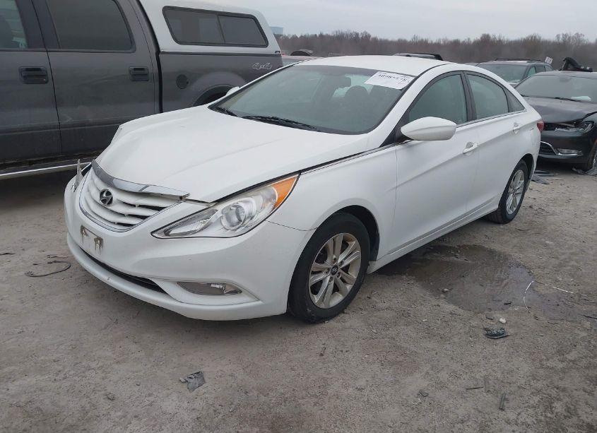 Photo 2 of 2013 Hyundai Sonata GLS (VIN 5NPEB4AC5DH549119)