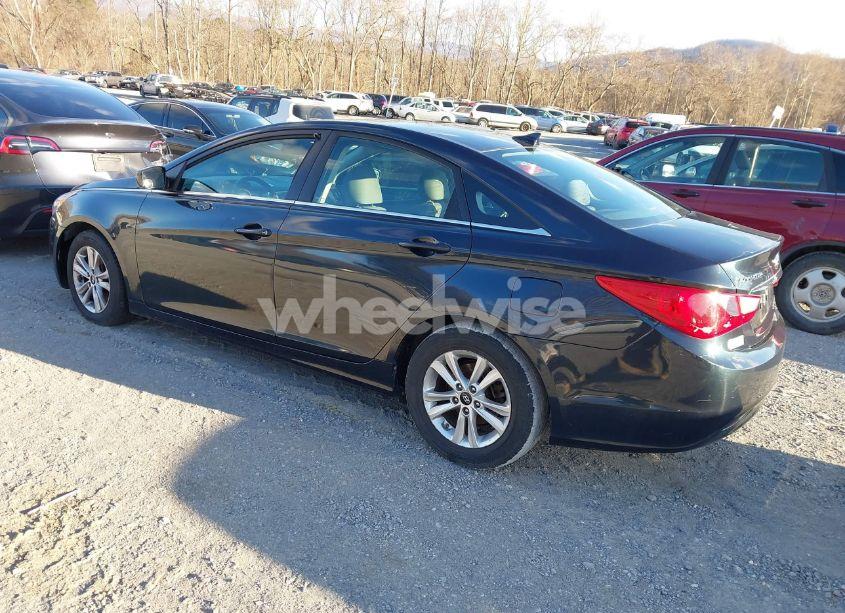 Photo 3 of 2013 Hyundai Sonata GLS (VIN 5NPEB4AC5DH562890)