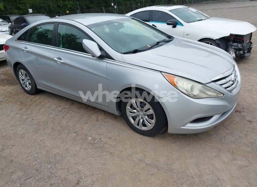 2013 Hyundai Sonata GLS (VIN 5NPEB4AC5DH571072) main photo
