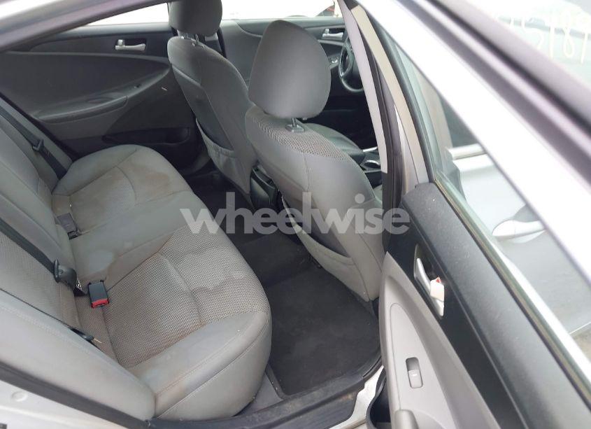 Photo 8 of 2013 Hyundai Sonata GLS (VIN 5NPEB4AC5DH571072)