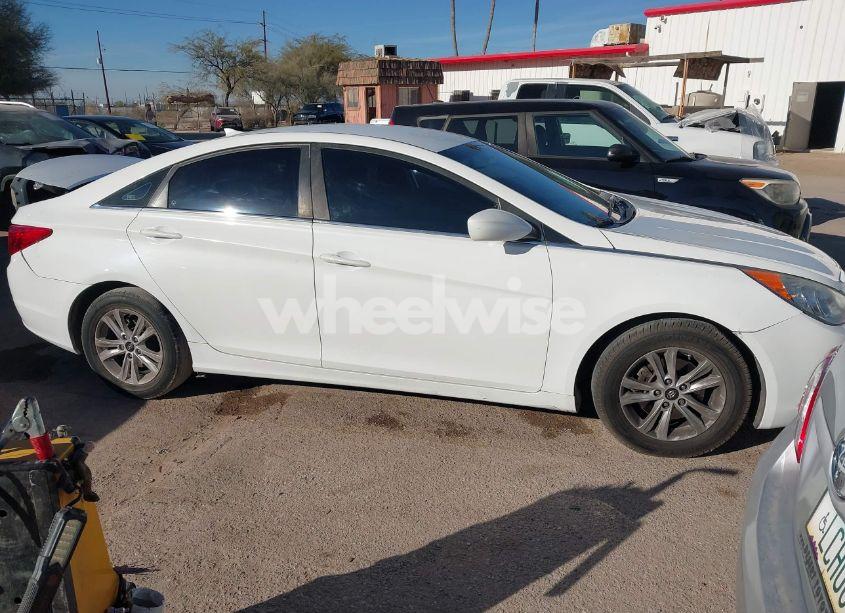Photo 13 of 2013 Hyundai Sonata GLS (VIN 5NPEB4AC5DH631593)