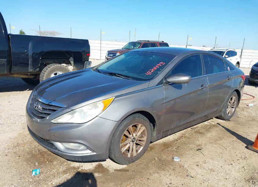 Photo 2 of 2013 Hyundai Sonata GLS (VIN 5NPEB4AC5DH649270)