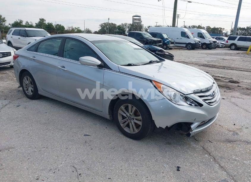 2013 Hyundai Sonata GLS (VIN 5NPEB4AC5DH655781) main photo