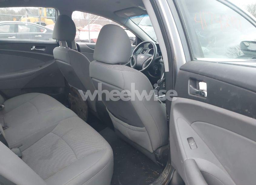 Photo 8 of 2013 Hyundai Sonata GLS (VIN 5NPEB4AC5DH658986)