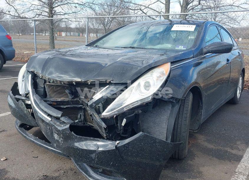 Photo 2 of 2013 Hyundai Sonata GLS (VIN 5NPEB4AC5DH672581)