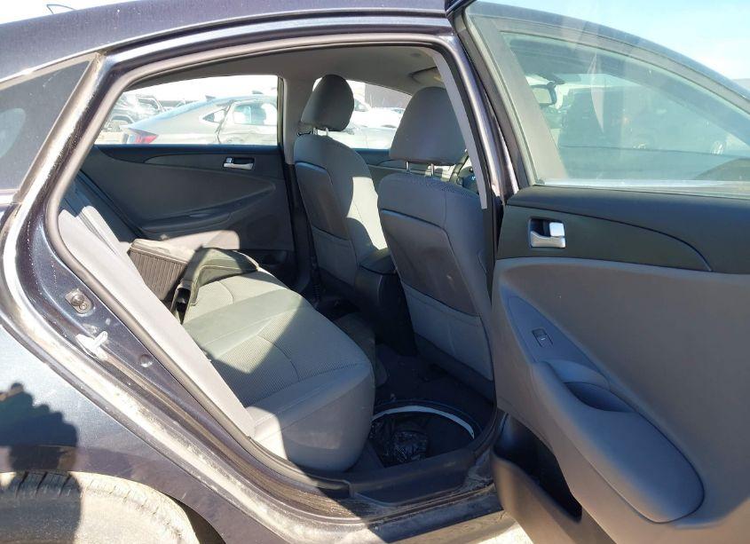 Photo 8 of 2013 Hyundai Sonata GLS (VIN 5NPEB4AC5DH687081)