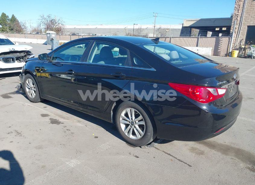 Photo 3 of 2013 Hyundai Sonata GLS (VIN 5NPEB4AC5DH695858)