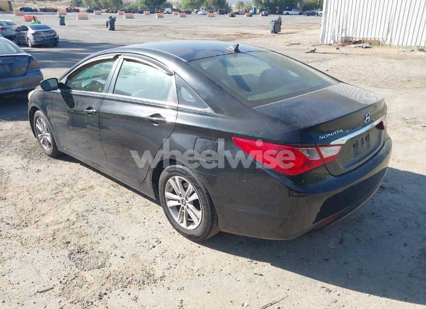 Photo 3 of 2013 Hyundai Sonata GLS (VIN 5NPEB4AC5DH710925)