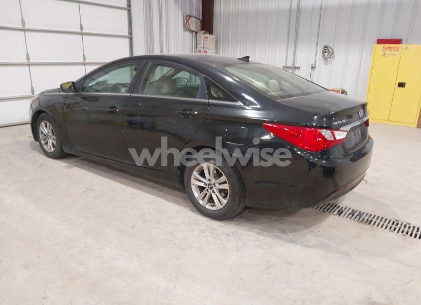 Photo 3 of 2013 Hyundai Sonata GLS (VIN 5NPEB4AC5DH711928)