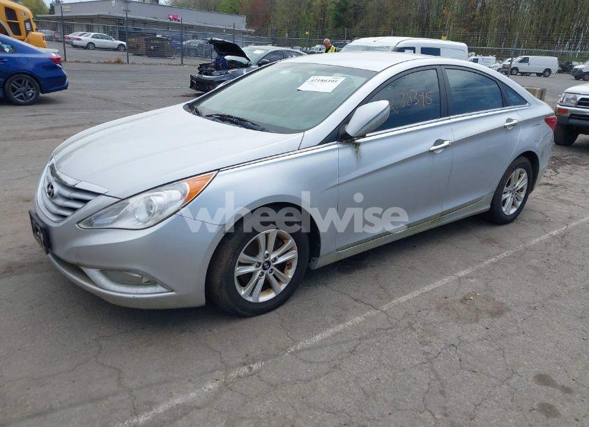 Photo 2 of 2013 Hyundai Sonata GLS (VIN 5NPEB4AC5DH729040)