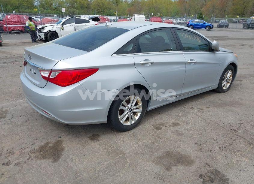 Photo 4 of 2013 Hyundai Sonata GLS (VIN 5NPEB4AC5DH729040)