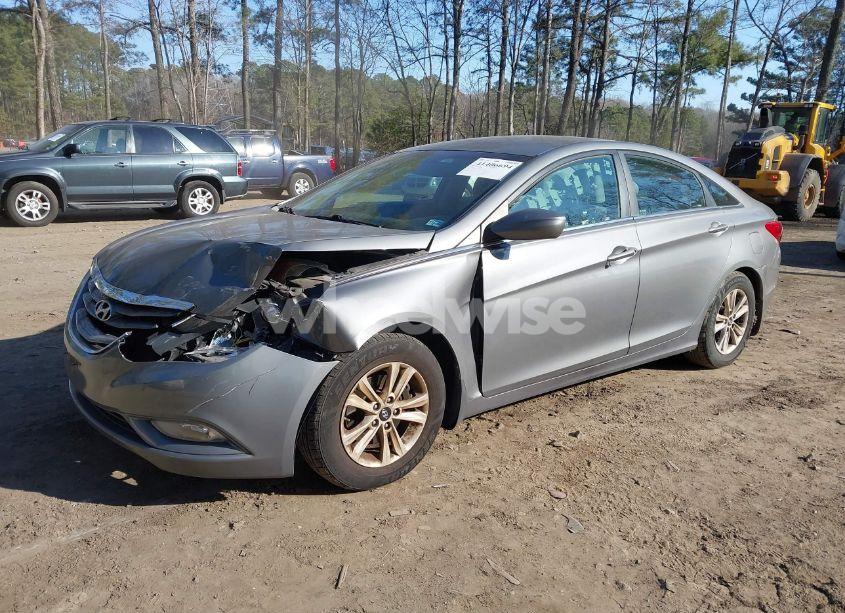 Photo 2 of 2013 Hyundai Sonata GLS (VIN 5NPEB4AC5DH744010)