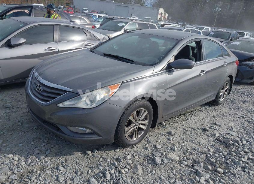 Photo 2 of 2013 Hyundai Sonata GLS (VIN 5NPEB4AC5DH755105)