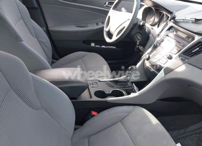 Photo 5 of 2013 Hyundai Sonata GLS (VIN 5NPEB4AC5DH755105)