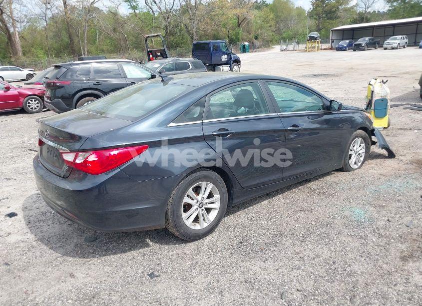 Photo 4 of 2013 Hyundai Sonata GLS (VIN 5NPEB4AC5DH773538)