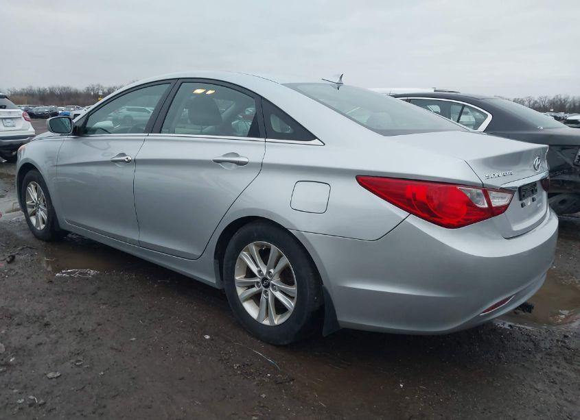Photo 3 of 2013 Hyundai Sonata GLS (VIN 5NPEB4AC5DH776195)