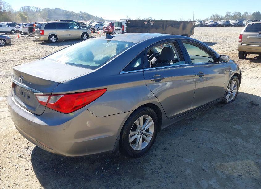Photo 4 of 2013 Hyundai Sonata GLS (VIN 5NPEB4AC5DH776276)