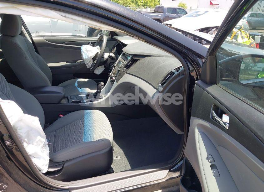 Photo 5 of 2014 Hyundai Sonata GLS (VIN 5NPEB4AC5EH825199)