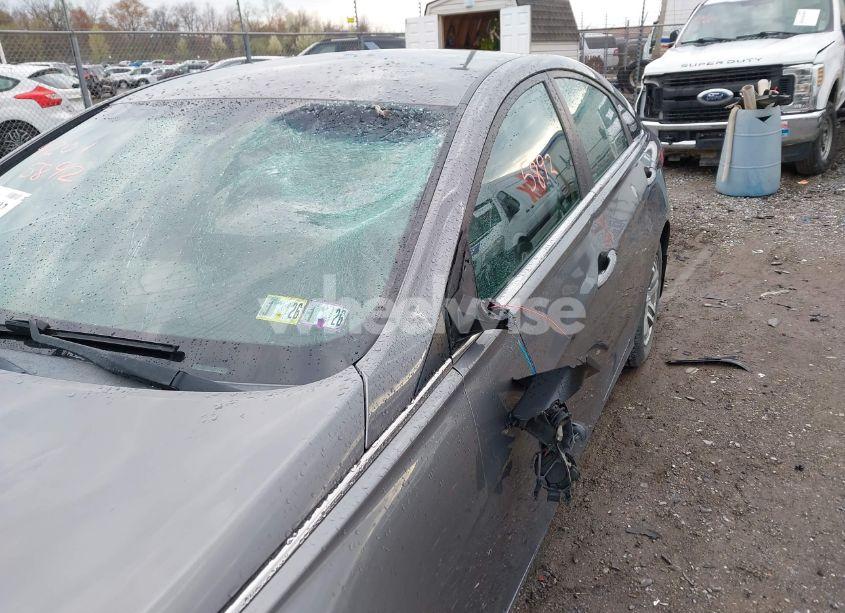 Photo 6 of 2011 Hyundai Sonata GLS (VIN 5NPEB4AC6BH029413)