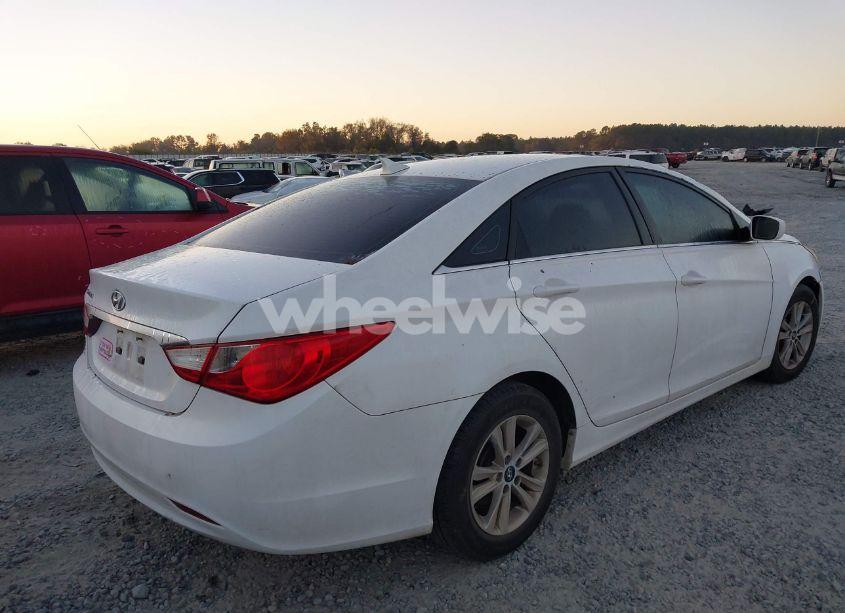 Photo 4 of 2011 Hyundai Sonata GLS (VIN 5NPEB4AC6BH030223)