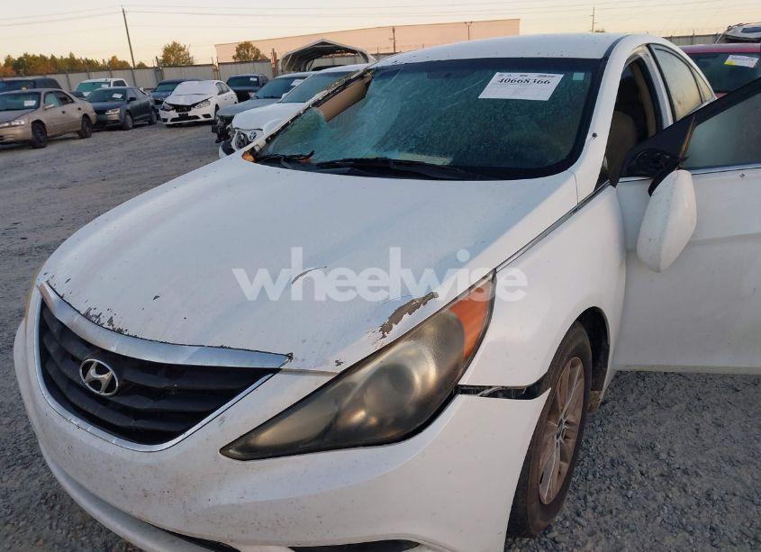 Photo 6 of 2011 Hyundai Sonata GLS (VIN 5NPEB4AC6BH030223)