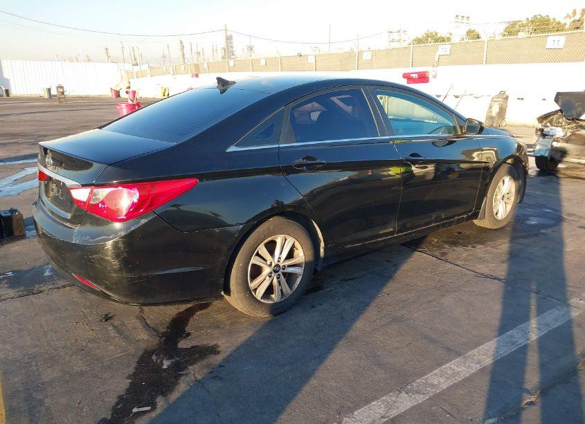 Photo 4 of 2011 Hyundai Sonata GLS (VIN 5NPEB4AC6BH100741)