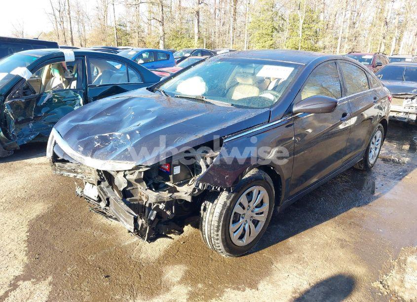 Photo 2 of 2011 Hyundai Sonata GLS (VIN 5NPEB4AC6BH112260)