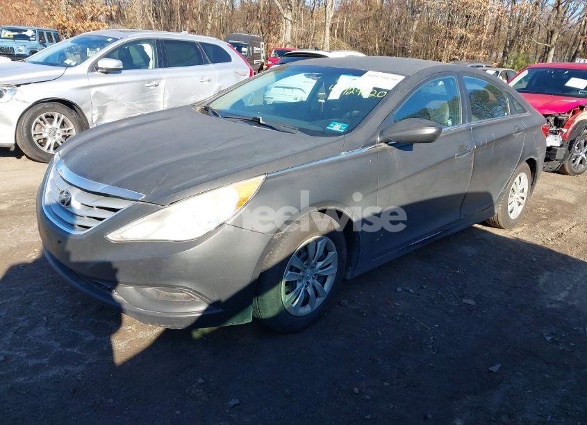 Photo 2 of 2011 Hyundai Sonata GLS (VIN 5NPEB4AC6BH115627)
