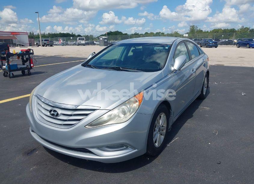 Photo 12 of 2011 Hyundai Sonata GLS (VIN 5NPEB4AC6BH120522)