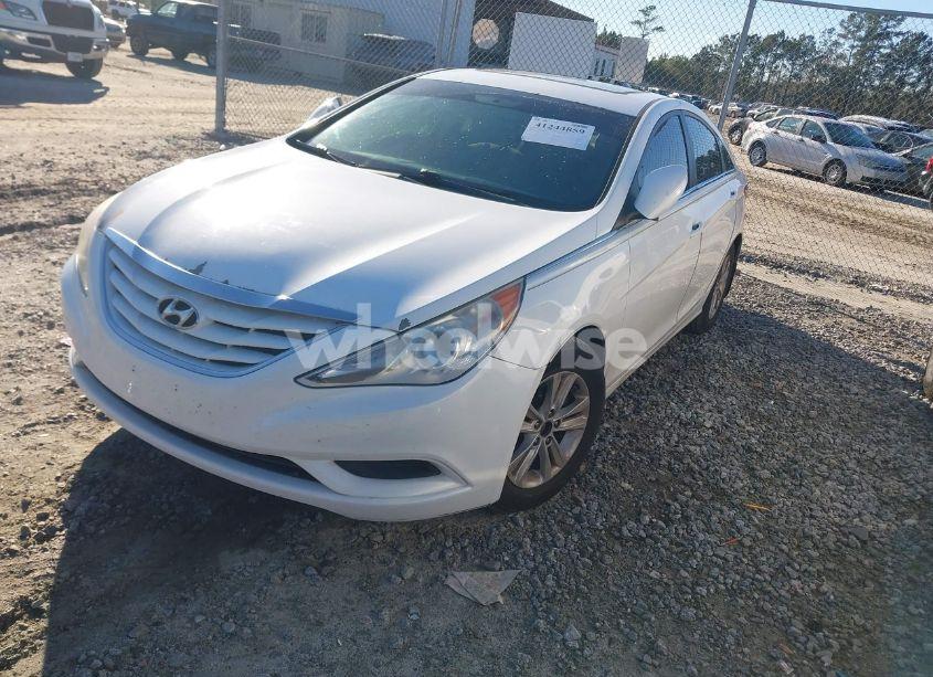 Photo 2 of 2011 Hyundai Sonata GLS (VIN 5NPEB4AC6BH130452)