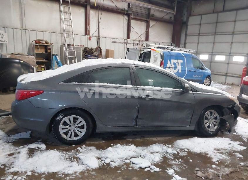 Photo 13 of 2011 Hyundai Sonata GLS (VIN 5NPEB4AC6BH150832)