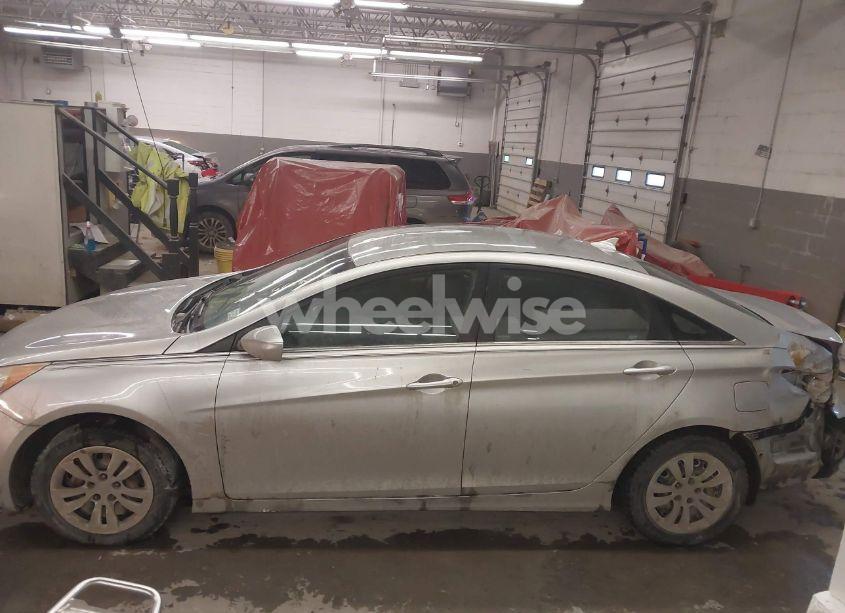 Photo 15 of 2011 Hyundai Sonata GLS (VIN 5NPEB4AC6BH159806)